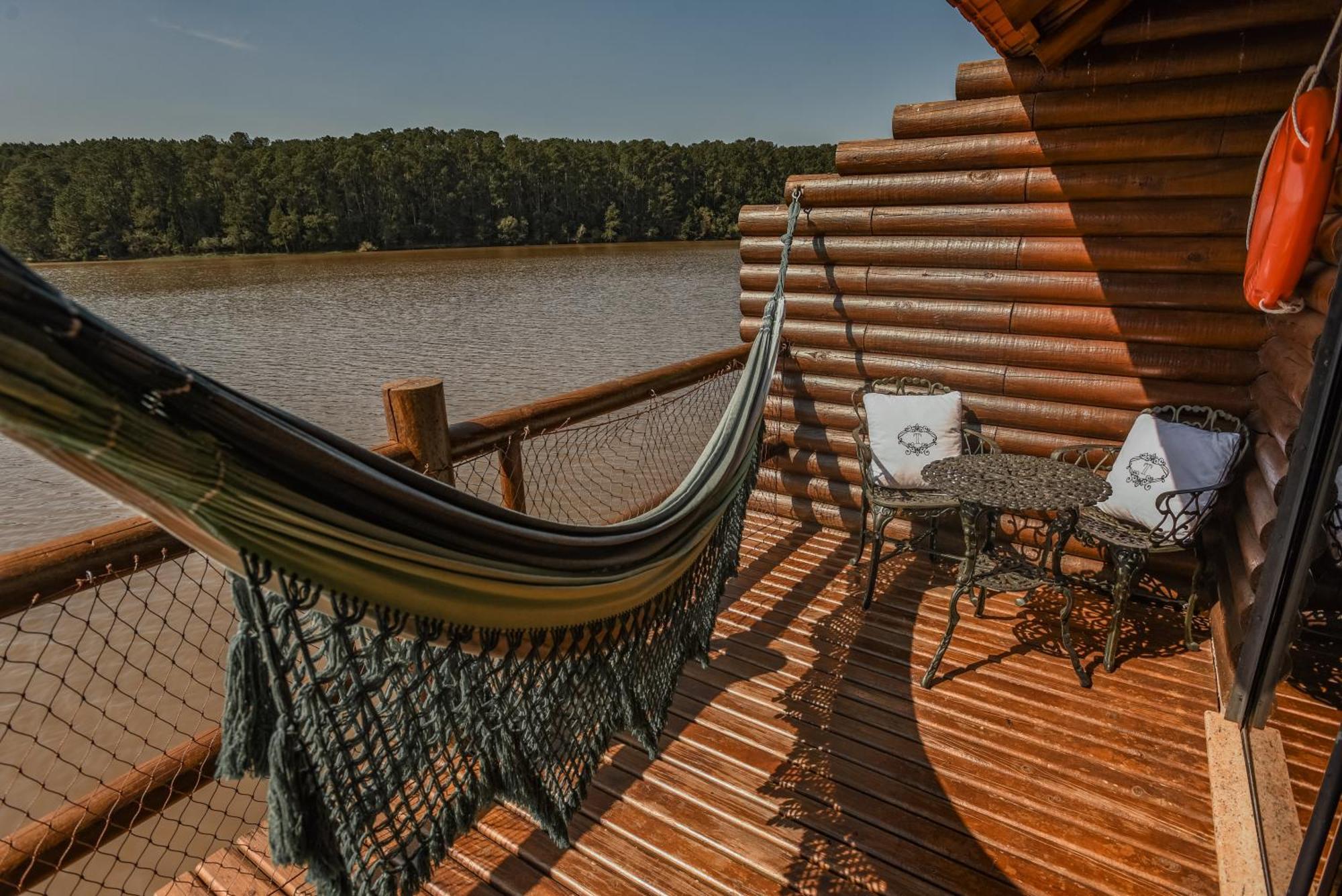 Vira Charme Resort Fernandes Pinheiro Εξωτερικό φωτογραφία