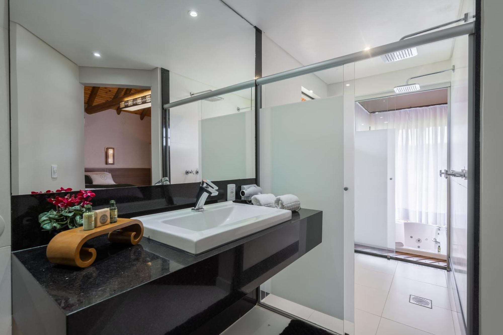 Vira Charme Resort Fernandes Pinheiro Εξωτερικό φωτογραφία
