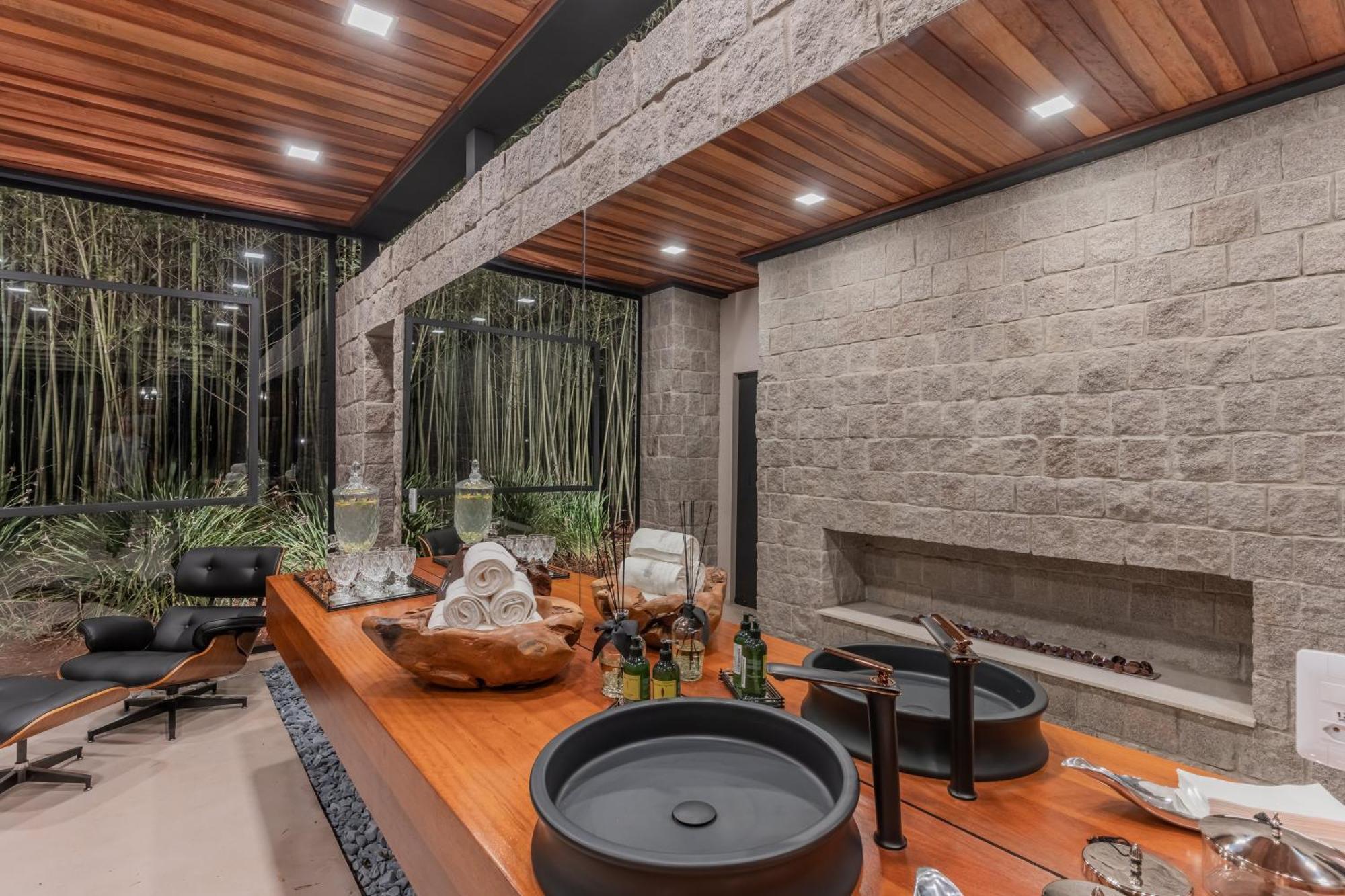 Vira Charme Resort Fernandes Pinheiro Εξωτερικό φωτογραφία