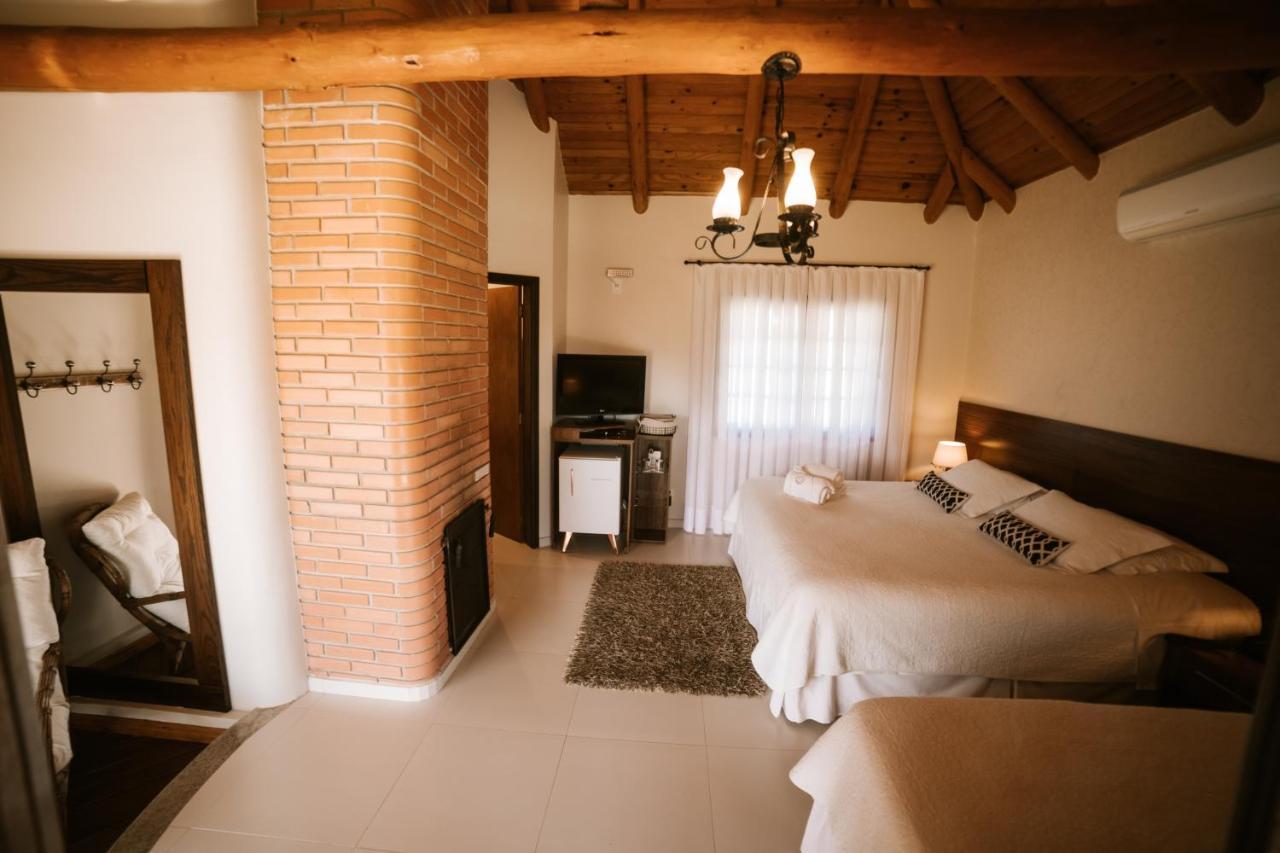 Vira Charme Resort Fernandes Pinheiro Εξωτερικό φωτογραφία