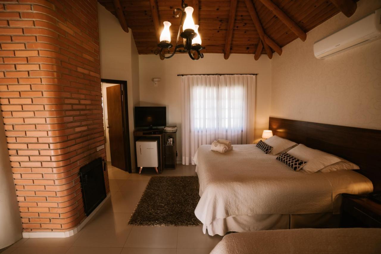 Vira Charme Resort Fernandes Pinheiro Εξωτερικό φωτογραφία