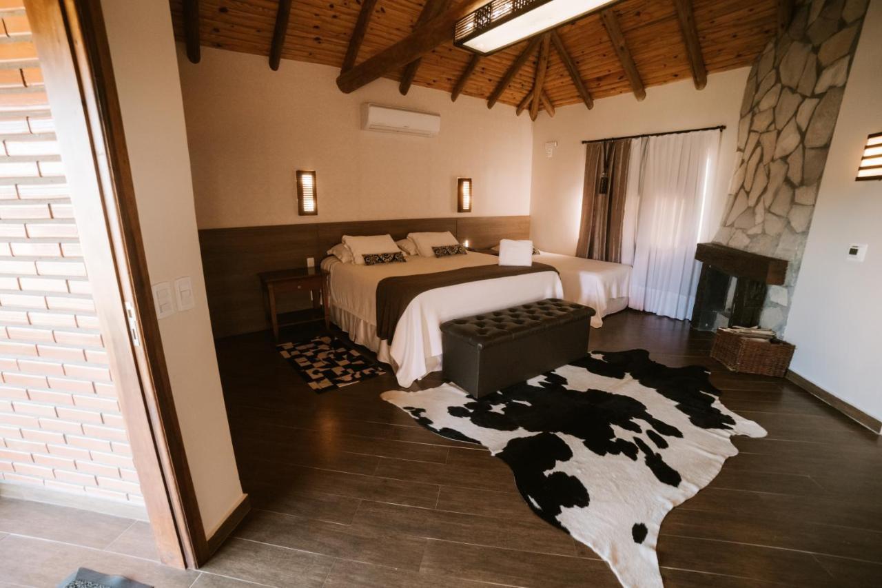 Vira Charme Resort Fernandes Pinheiro Εξωτερικό φωτογραφία