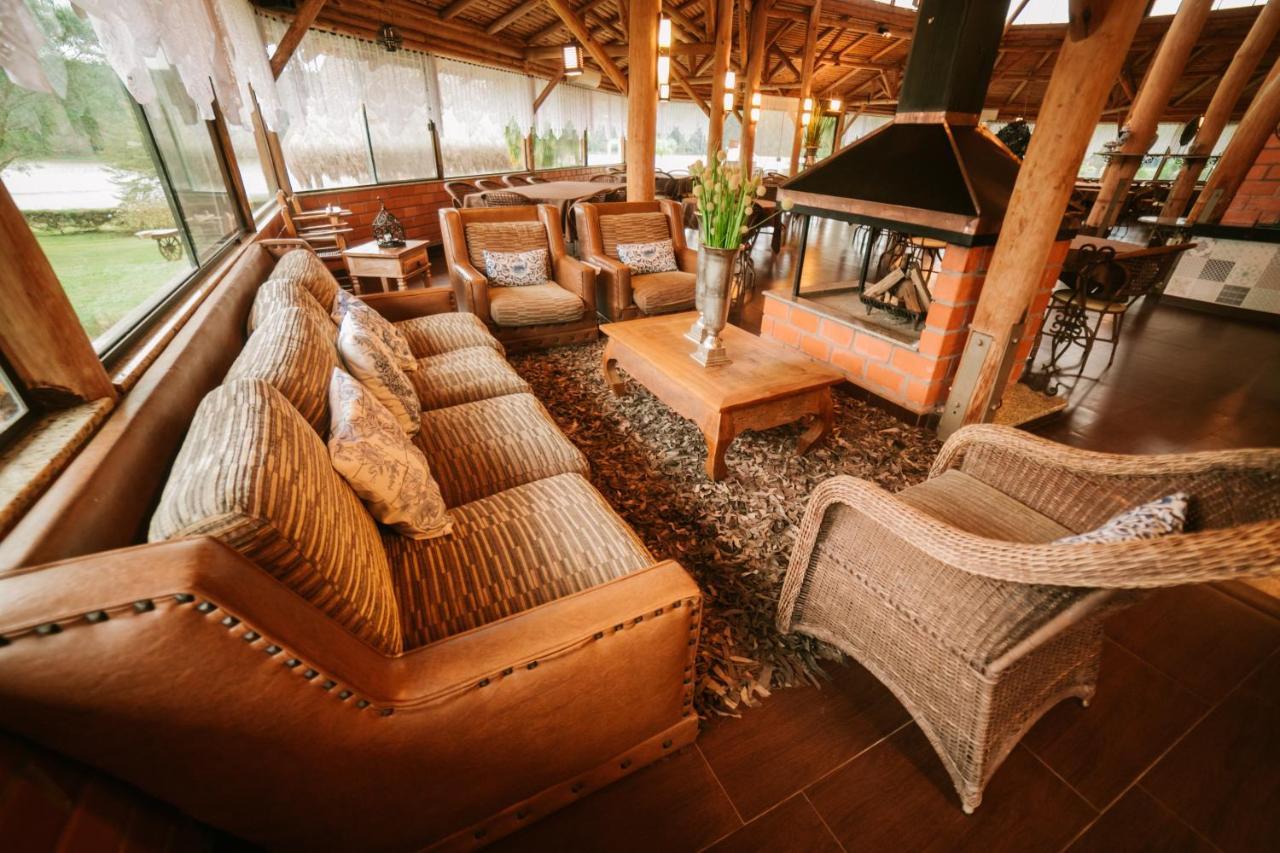 Vira Charme Resort Fernandes Pinheiro Εξωτερικό φωτογραφία